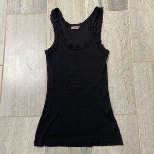 T2LOVE Scoop Neck Raw Edge Ribbed Tank Top Black Medium